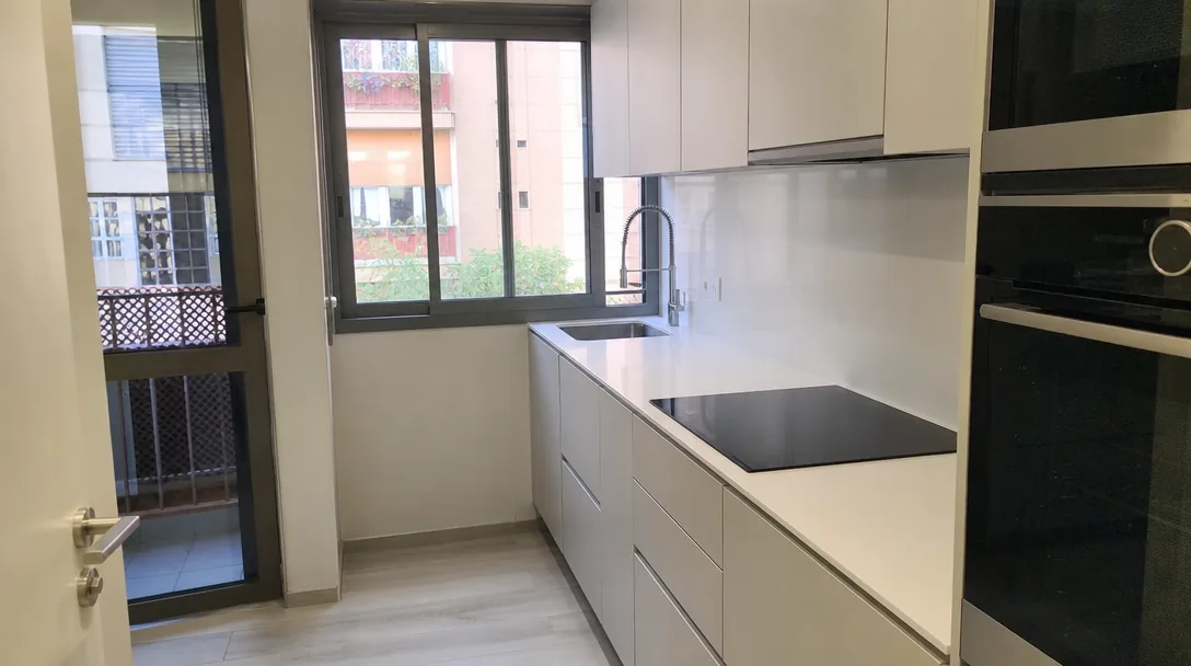Cocina reformada en Sant Boi