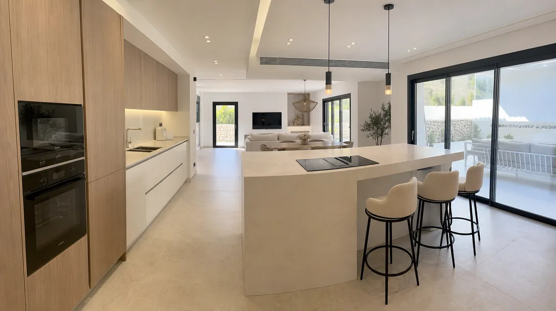 Cocina con isla central acogedora - tendencias en reformas 2026 para Sant Boi de Llobregat